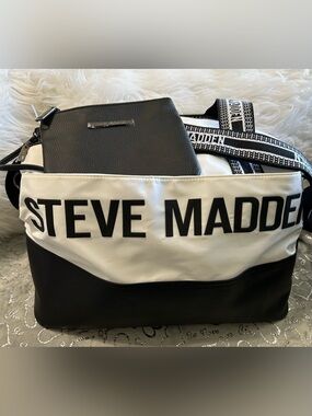 NWT Steve Madden Black and White Multi Pocketed BGymm Duffel Weekender Bag
